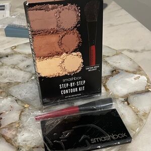 Smashbox Step-By-Step Contour Kit with Brush - Brown, Tan, Cream